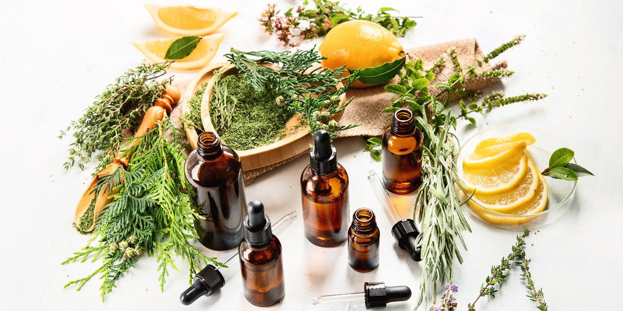 Are Essential Oils For Altitude Sickness Effective? (Plus 5 Most Popular) - Zaca